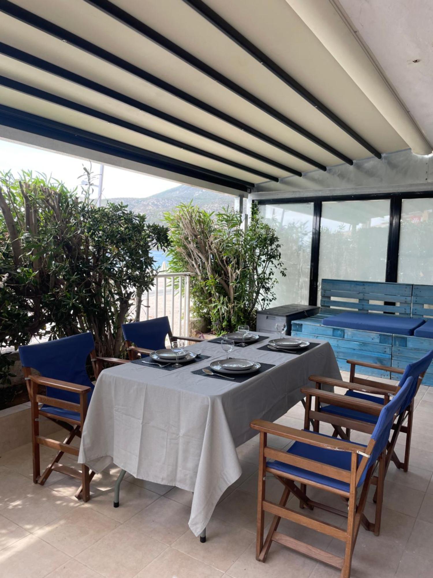 Sea La Vie - Beachfront Retreat Loutraki  Luaran gambar